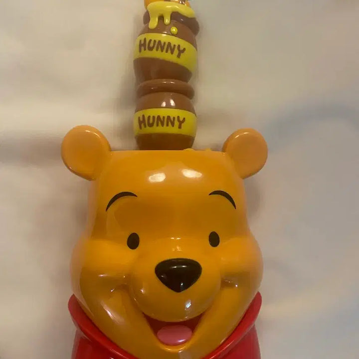 [BUNJANG] Disney Winnie the Pooh Duster / 디즈니 곰돌이푸 위니더푸 푸우 먼지털이 디즈니랜드 제품
