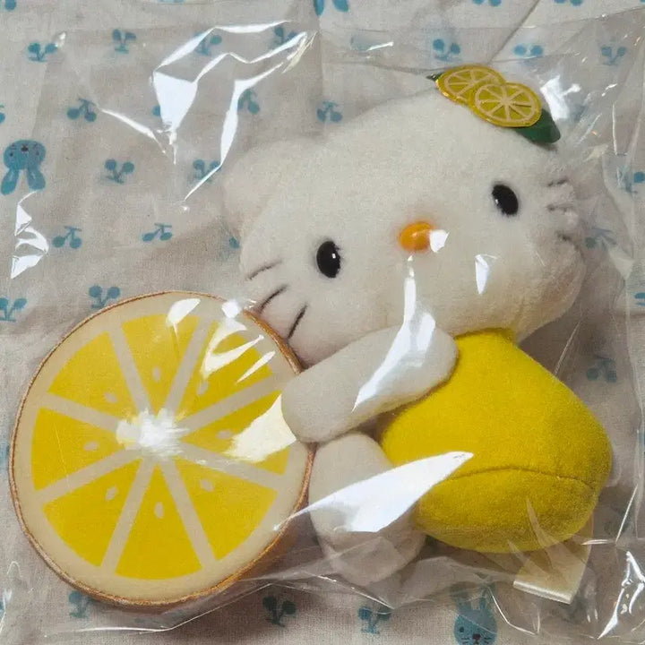 [SOLD OUT] 헬로키티 레몬 인형