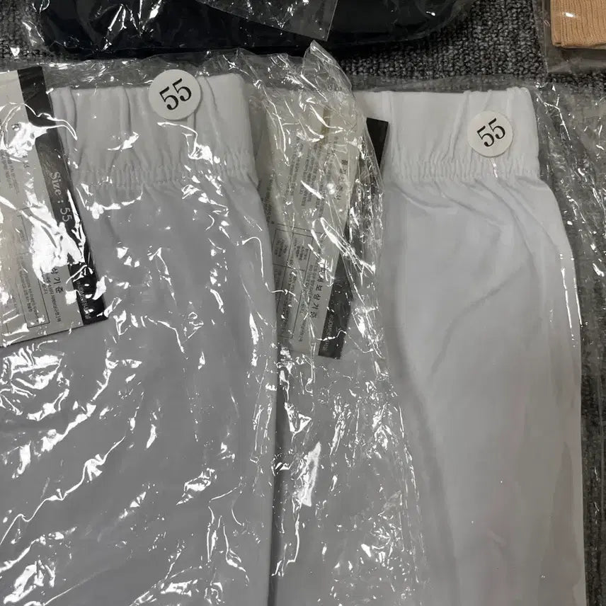 [BUNJANG] Unbranded Heat Tech &amp; Compression Band Bundle Set / 전부 합쳐서 1만5천 (히트텍, 의료용압박밴드)