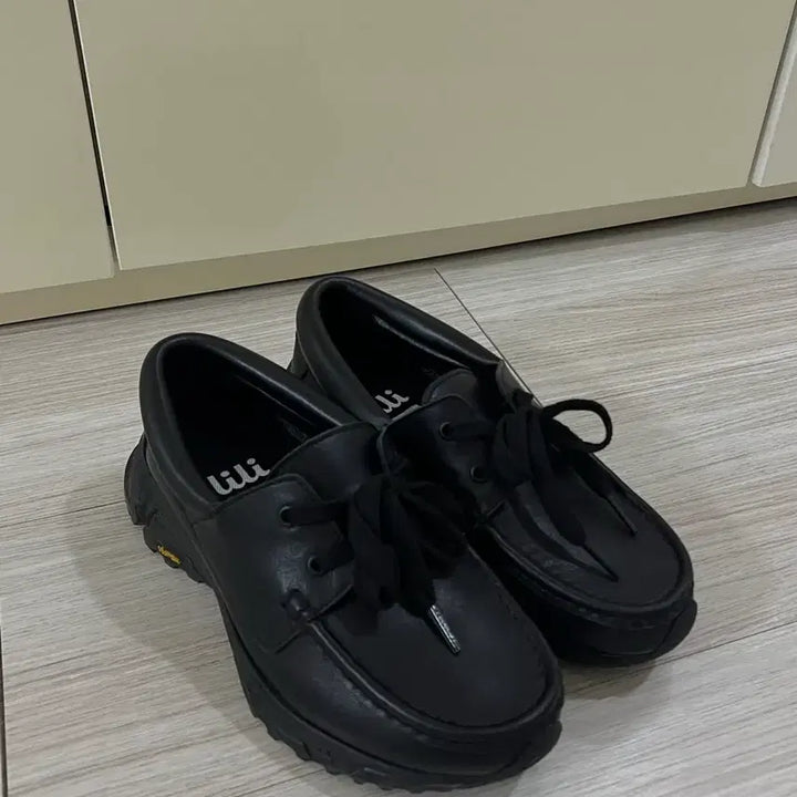 [BUNJANG] LILYSCHU Vibram Loafers / 릴리슈 비브람 로퍼