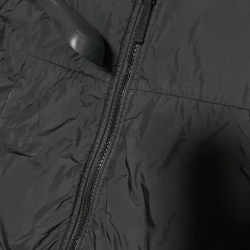 [SOLD OUT] [m] 20fw 스톤아일랜드 크링클랩스 경량패딩 바람막이 블랙