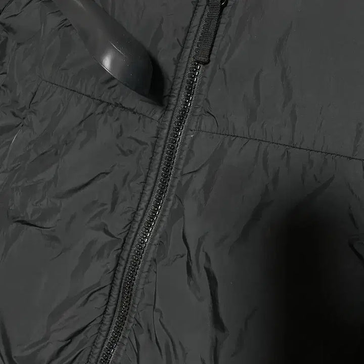 [SOLD OUT] [m] 20fw 스톤아일랜드 크링클랩스 경량패딩 바람막이 블랙