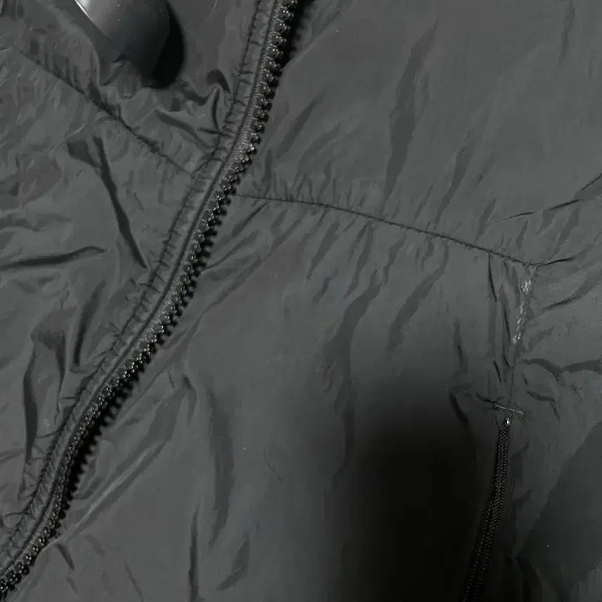 [SOLD OUT] [m] 20fw 스톤아일랜드 크링클랩스 경량패딩 바람막이 블랙