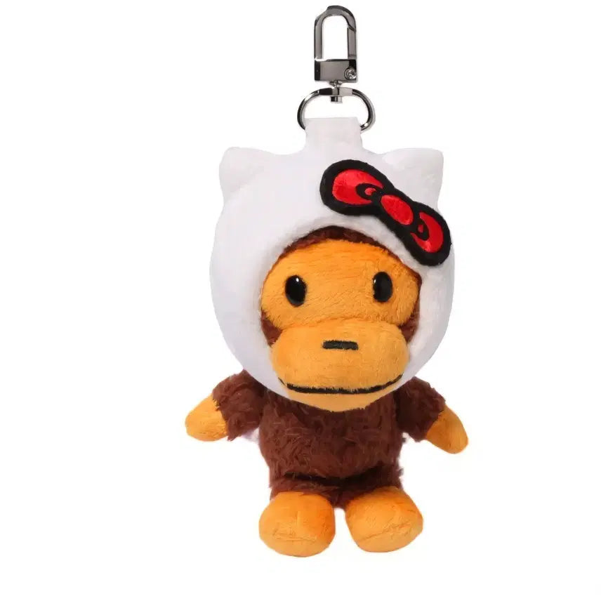 [SOLD OUT] 베이프 x 산리오 캐릭터즈 플러시 인형 키체인 화이트