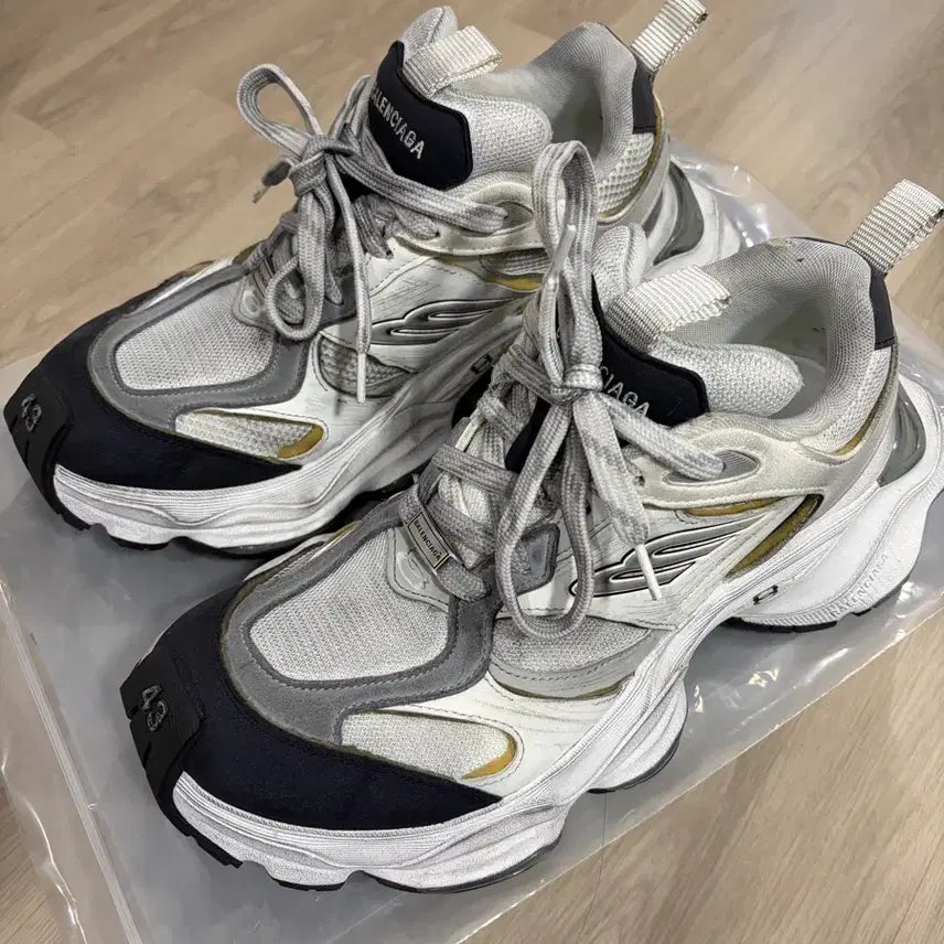 [BUNJANG] Balenciaga Cargo Sneakers Size 43 / 판매)발렌시아가 카고 스니커즈 43사이즈
