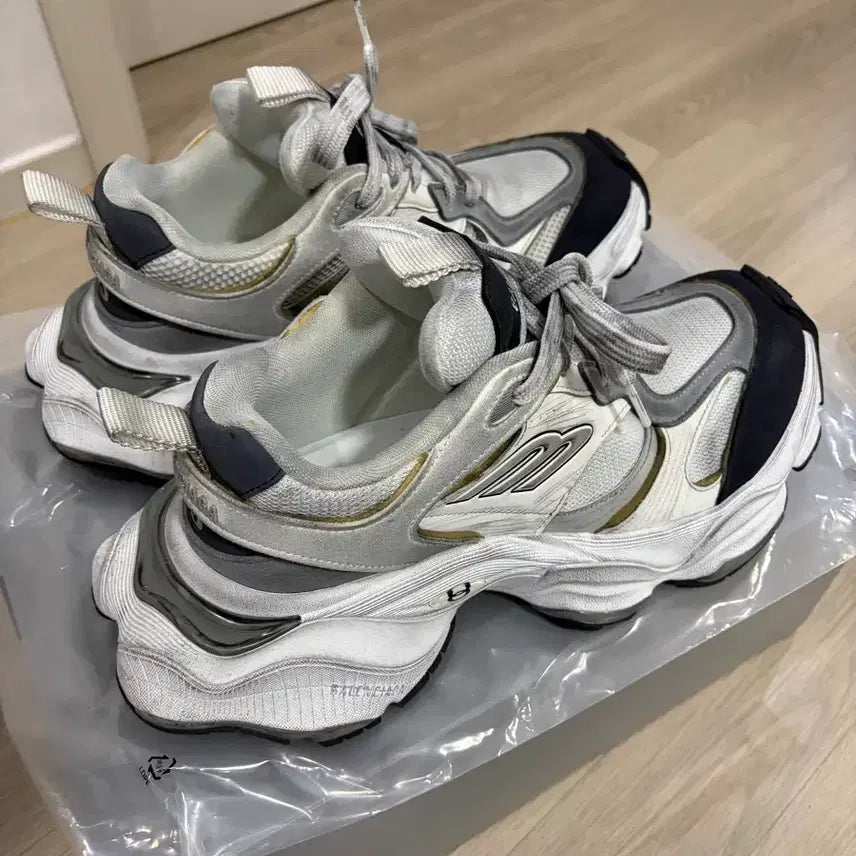 [BUNJANG] Balenciaga Cargo Sneakers Size 43 / 판매)발렌시아가 카고 스니커즈 43사이즈