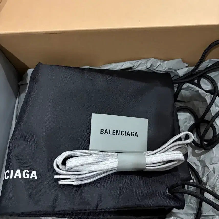 [BUNJANG] Balenciaga Cargo Sneakers (Size 36) / 판매)발렌시아가 카고 스니커즈 36