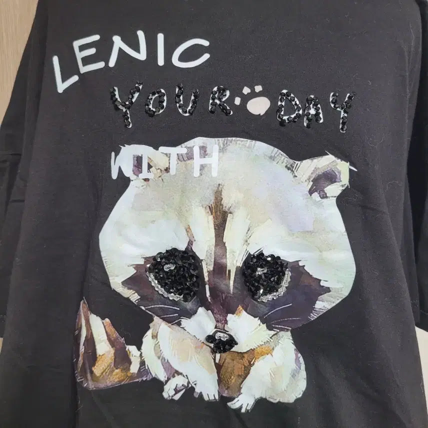 [SOLD OUT] 르니앤맥코이 프린팅 블랙 티셔츠