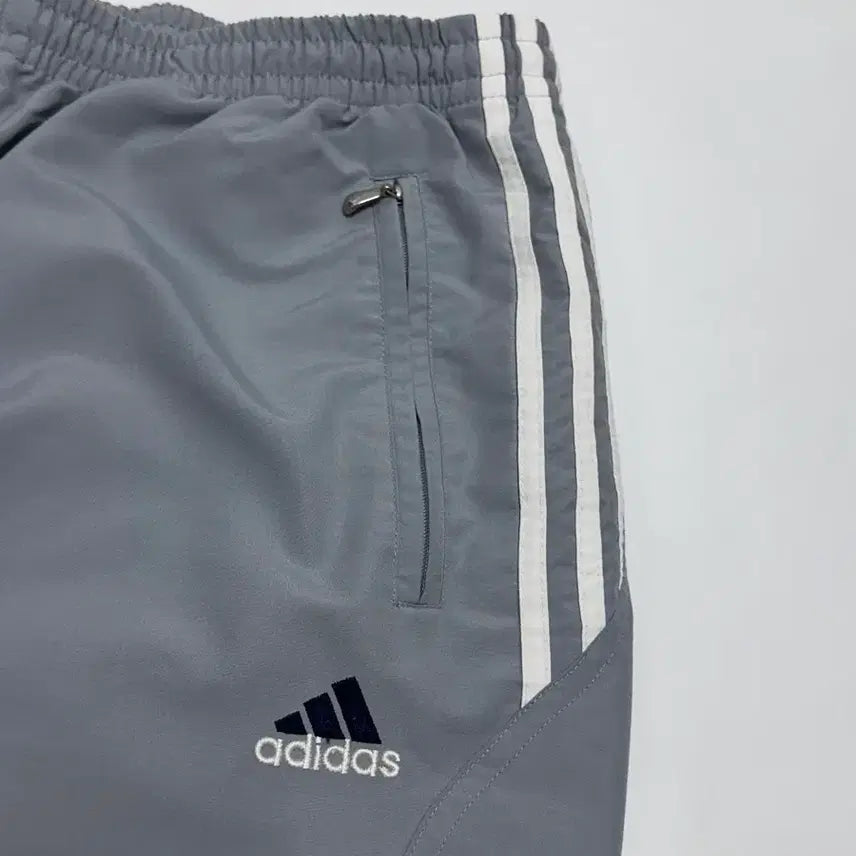 [BUNJANG] Adidas Samur Jogger Track Pants Light Blue / 아디다스 사무르 조거 트랙팬츠 트레이닝 바지 연하늘색