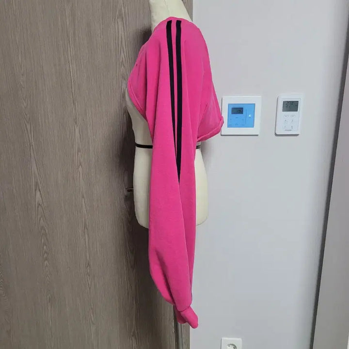 [BUNJANG] Nerdy Pink Backless Bolero Crop Top / 널디 핑크 백리스 볼레로 긴팔 크롭탑