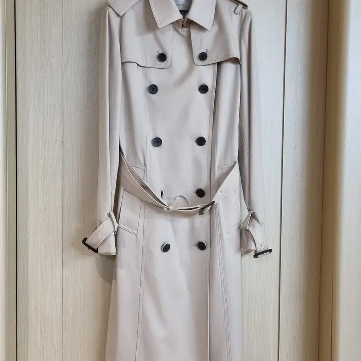 [BUNJANG] JIGOTT Wool Double Slim Trench Coat Beige / JIGOTT 지고트 울 더블 슬림 트렌치코트 베이지 55 팝니다.