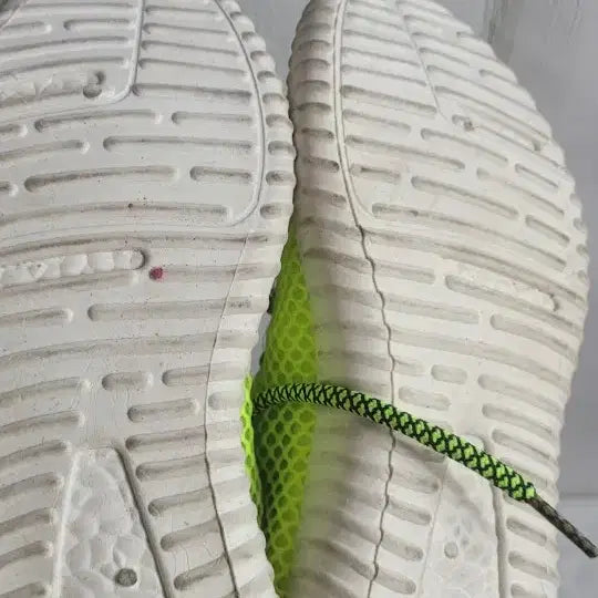 [BUNJANG] Shushu Fly Fluorescent Mesh Sneakers / 슈슈플라이 형광 메쉬 운동화 새상품36