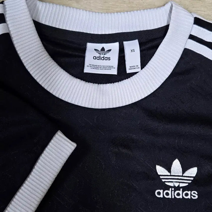 [BUNJANG] Adidas Firebird Functional T-shirt / 아디다스 파이어버드 삼선 기능성 반팔 링거티