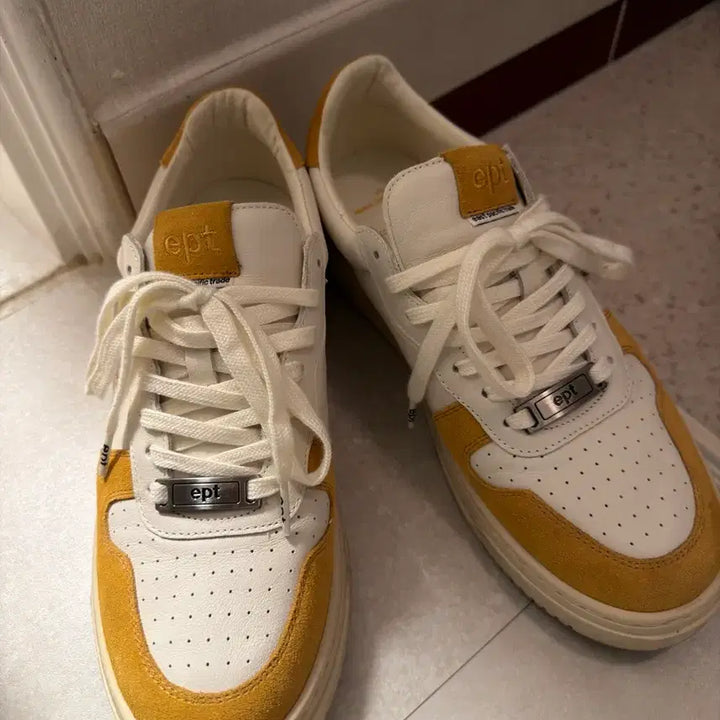 [BUNJANG] EPT Court Sneakers Mustard 270 / 이피티 ept 코트 스니커즈 270 머스타드