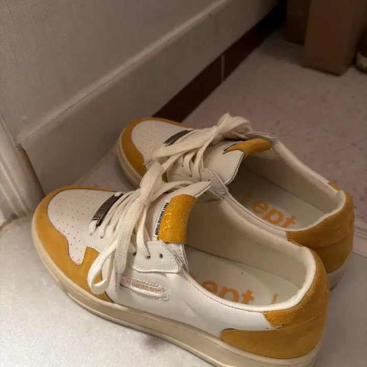 [BUNJANG] EPT Court Sneakers Mustard 270 / 이피티 ept 코트 스니커즈 270 머스타드