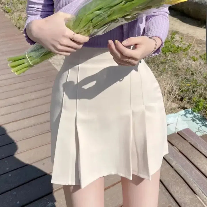 [BUNJANG] Unicon Pleated Mini Skirt Cream / 유니콩 자체제작 플리츠 미니스커트 크림