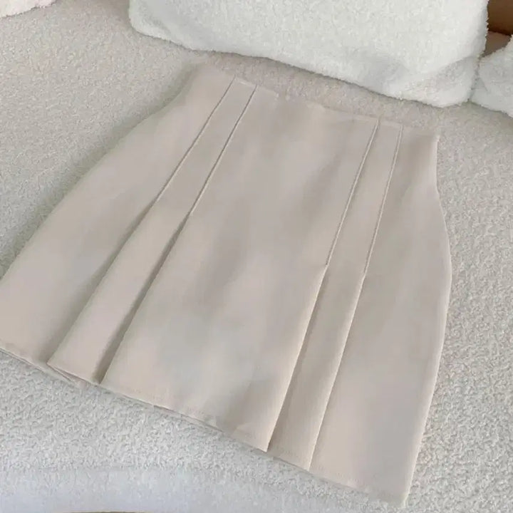 [BUNJANG] Unicon Pleated Mini Skirt Cream / 유니콩 자체제작 플리츠 미니스커트 크림