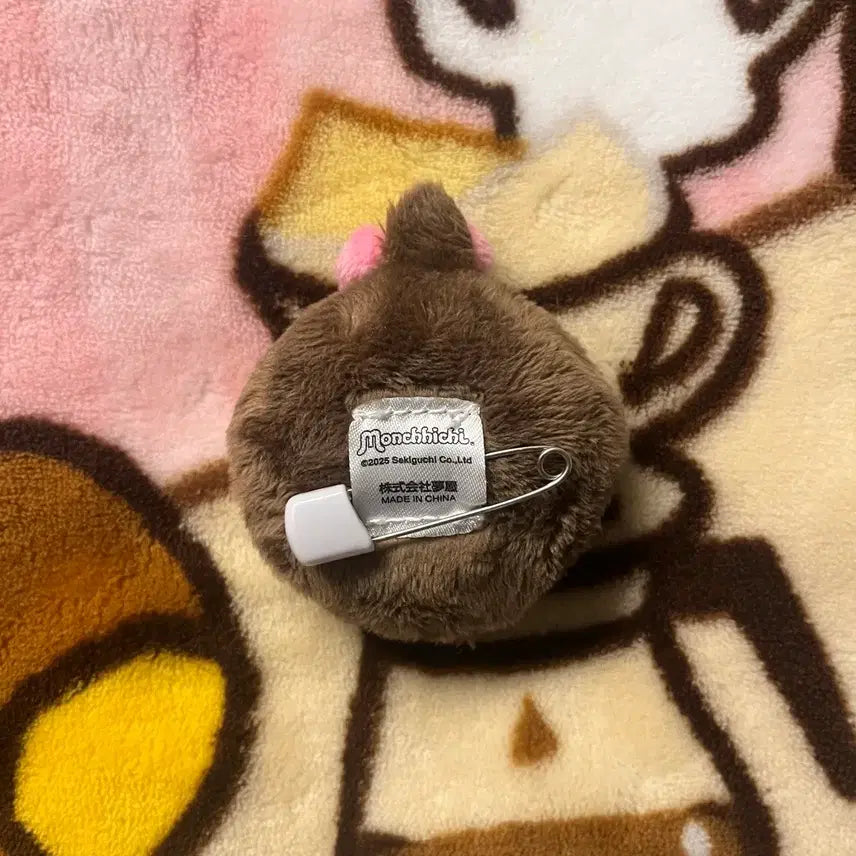 [SOLD OUT] 몬치치 봉제인형 뱃지 가챠