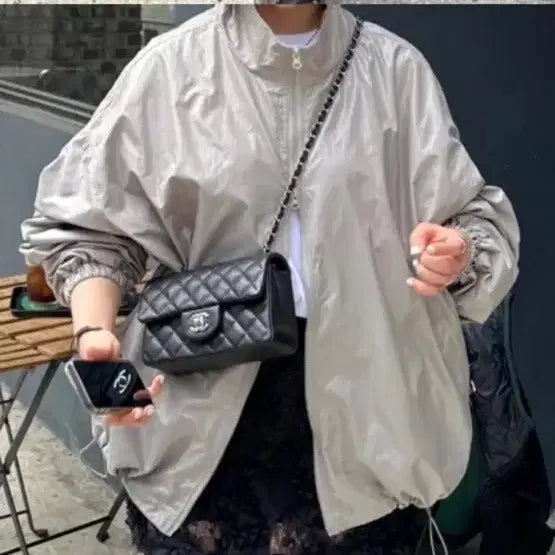 [BUNJANG] Muto Glossy Coating Windbreaker Jacket / muto 뮤토 코팅 글로시 점퍼 바람막이 프리사이즈