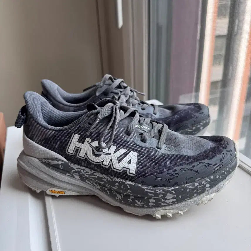 [BUNJANG] Hoka Speedgoat 6 Trail Running Shoes (Gray) - 230mm / 호카 스피드고트 6 트레일 러닝화 230