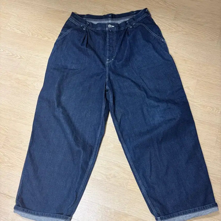 [BUNJANG] Marka Painter Denim Pants Size 4 / Marka 마카 페인터 데님 4