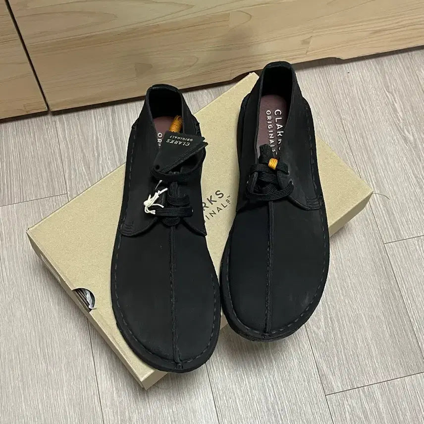 [BUNJANG] Clarks Desert Trek Black Shoes / (새상품) 클락스 데저트트랙 블랙