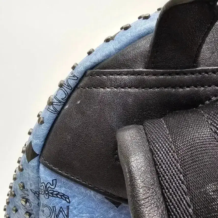[BUNJANG] MCM Stark Special Medium Backpack / MCM 스타크 스페셜 미듐 백팩 / 블루