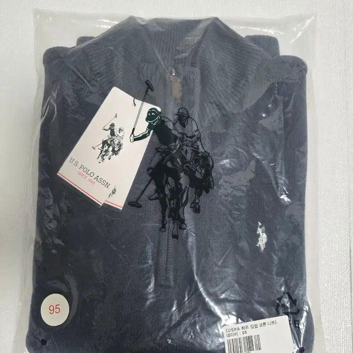 [SOLD OUT] U.S.폴로 ASSN 네이비 하프넥 니트 M