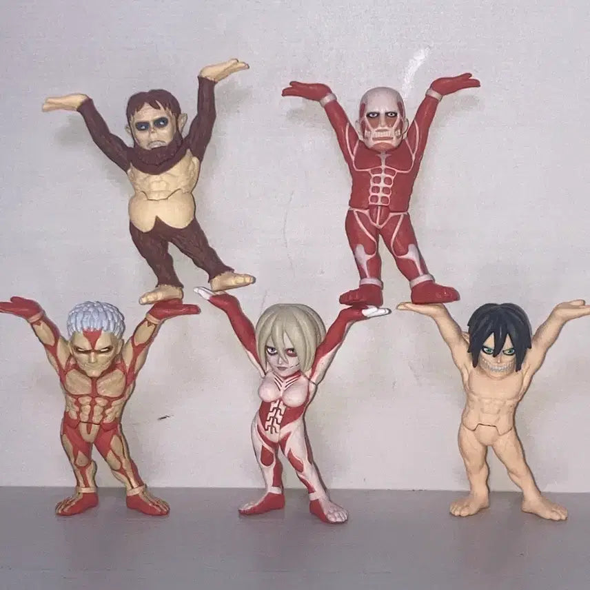 [BUNJANG] Attack on Titan Titan Transformation Pen Oki Gacha Set Figure / 전종정품)진격의 거인 거인화 펜오키 가챠 세트 고전피규어 에렌애니라이너