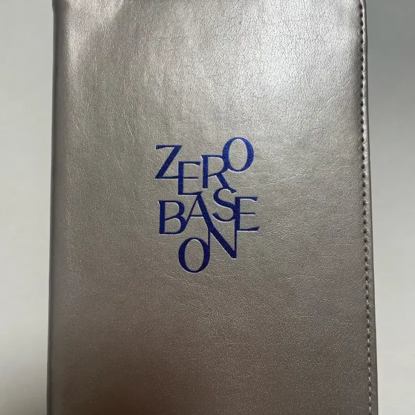 [BUNJANG] ZB1 Passport Case / 제베원 여권케이스