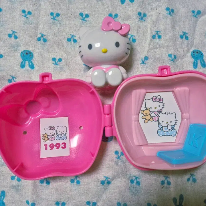[BUNJANG] Hello Kitty 1993 Apple House McDonald&