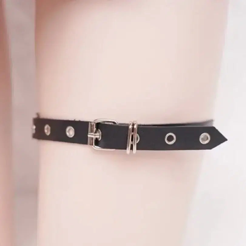 [BUNJANG] Eyelet Belt Thigh Garter Choker - Black / 아일렛 벨트 허벅지 초커 블랙