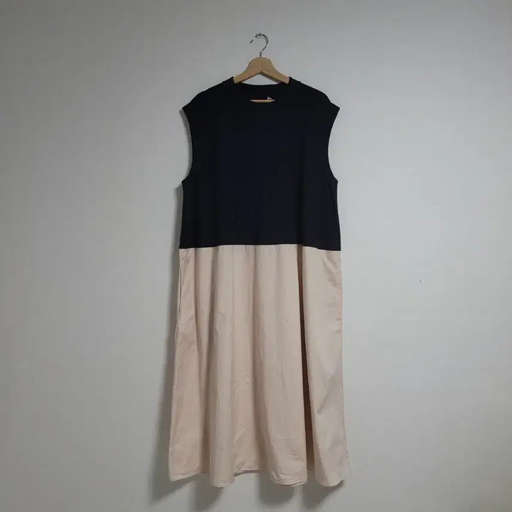 [BUNJANG] COS Sleeveless Dress / (L) 새상품/반값택포 COS 코스 나시 원피스