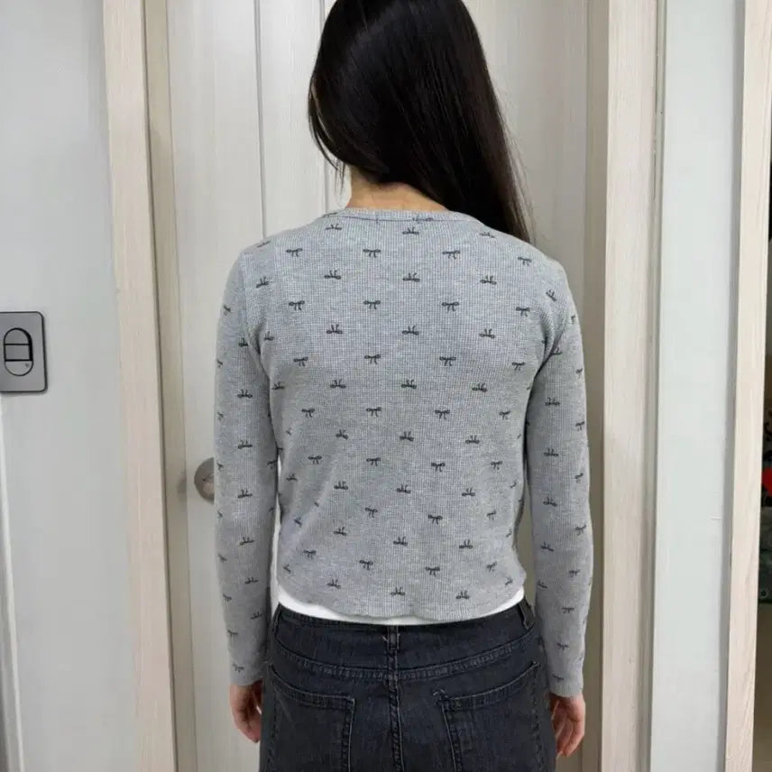 [BUNJANG] Ribbon Pattern Gray Waffle Cardigan / 미니포에 리본 패턴 그레이 와플 가디건