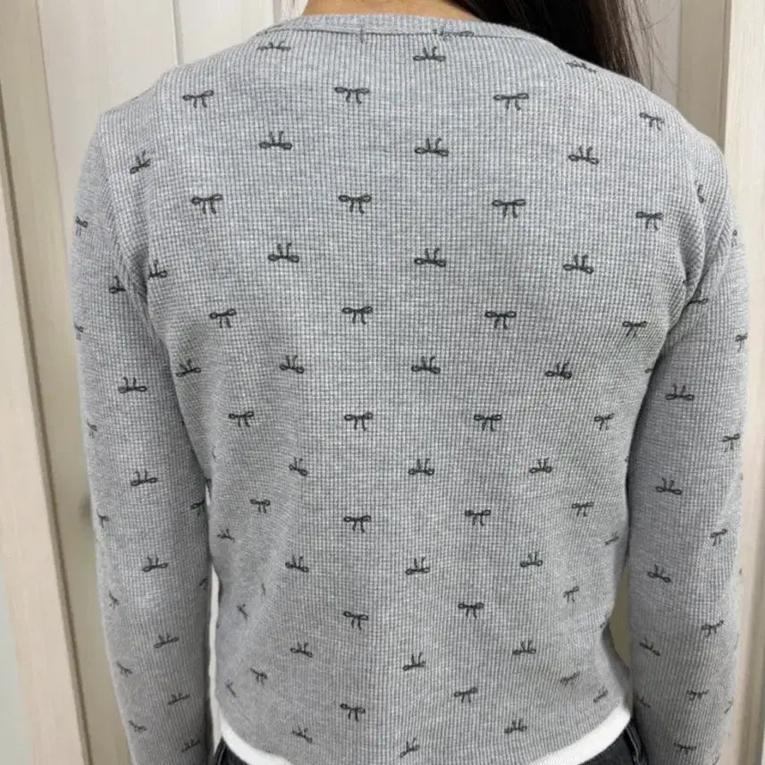 [BUNJANG] Ribbon Pattern Gray Waffle Cardigan / 미니포에 리본 패턴 그레이 와플 가디건