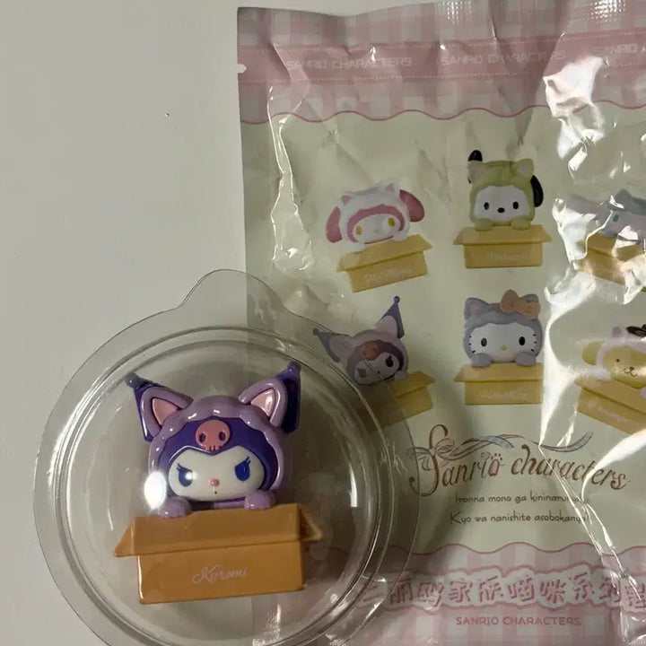 [SOLD OUT] 산리오 쿠로미 박스 피규어 인형 장식, 키캡