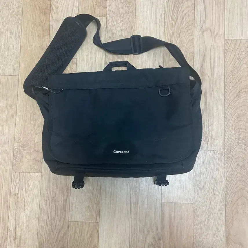 [BUNJANG] Covernat Cross Bag / 커버낫 크로스백