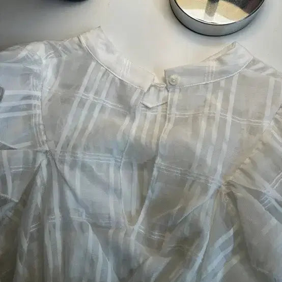 [BUNJANG] White Sheer Ruffle Blouse / 화이트 시스루 블라우스 프릴 셔링