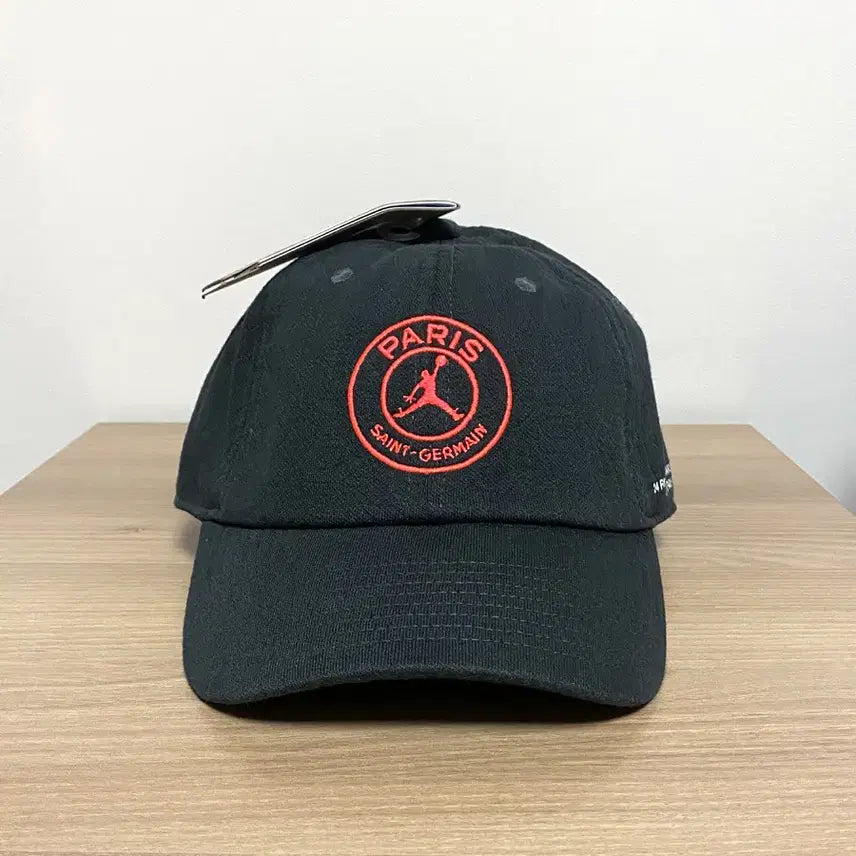 [BUNJANG] Nike PSG Jordan Club Cap (L-XL) - Black / (새제품) 나이키 PSG 조던 클럽 캡 L~XL 파리 생제르맹 모자 볼캡