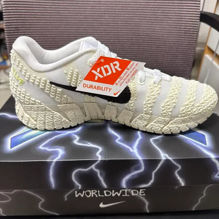 [BUNJANG] Nike Ja 3 Coconut Milk Sneakers / 나이키 자3 코코넛 밀크 250
