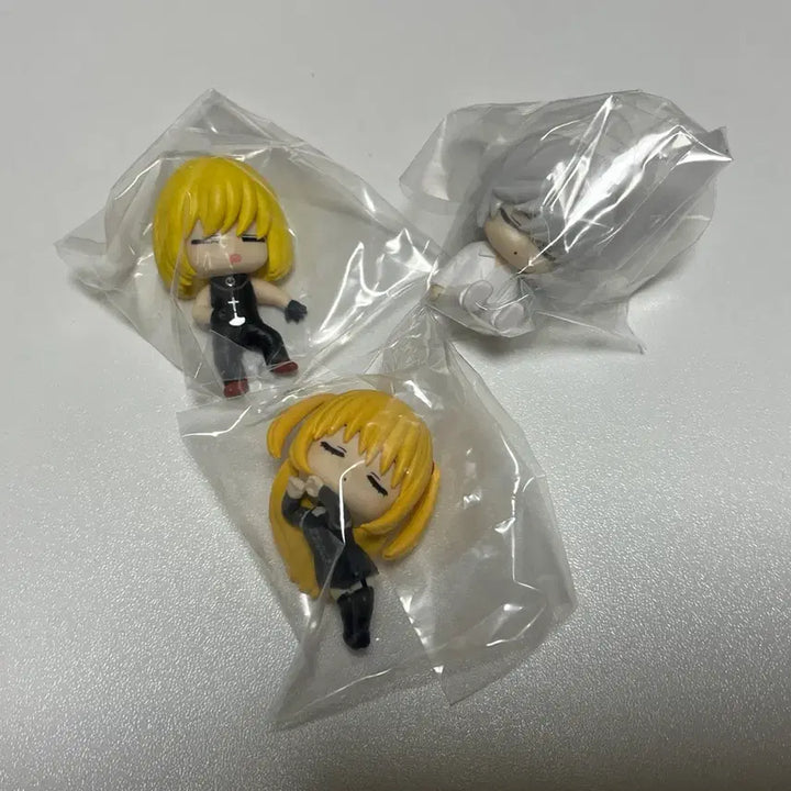 [BUNJANG] Death Note Figure Set / 데스노트 네무라세타이 가챠 피규어 라이토 미사 멜로 니아