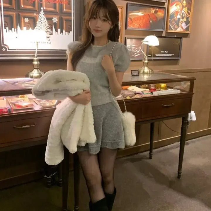 [BUNJANG] The Barnet Faux Fur Mini Bag / 더바넷 퍼 가방 floor loaf mini bag 백