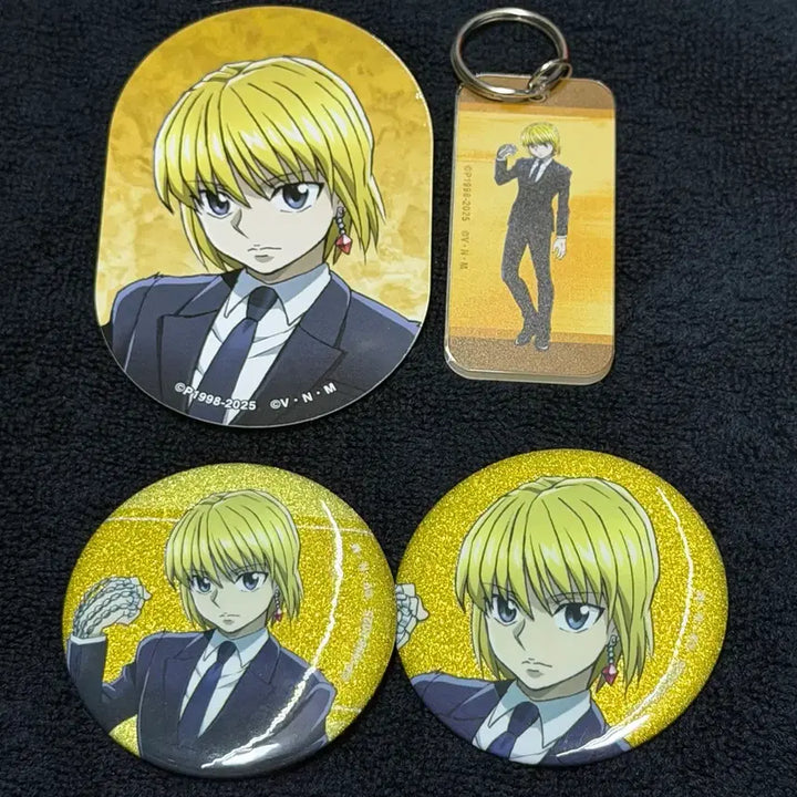 [BUNJANG] Hunter x Hunter Kurapika Armaviva Sticker, Keyring, Can Badge Bundle Set / [새상품/일괄] 헌터헌터 크라피카 아르마비앙카 스티커, 키링,캔뱃지