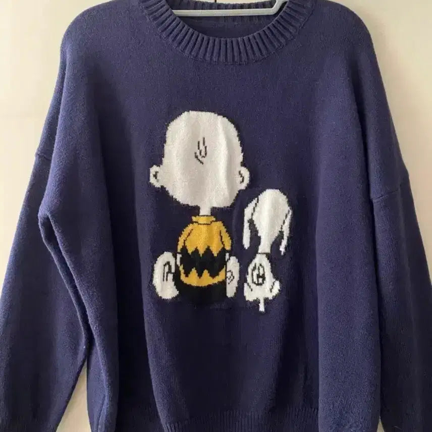 [BUNJANG] Snoopy Charlie Brown Navy Knit / 스누피 찰리브라운 네이비 니트