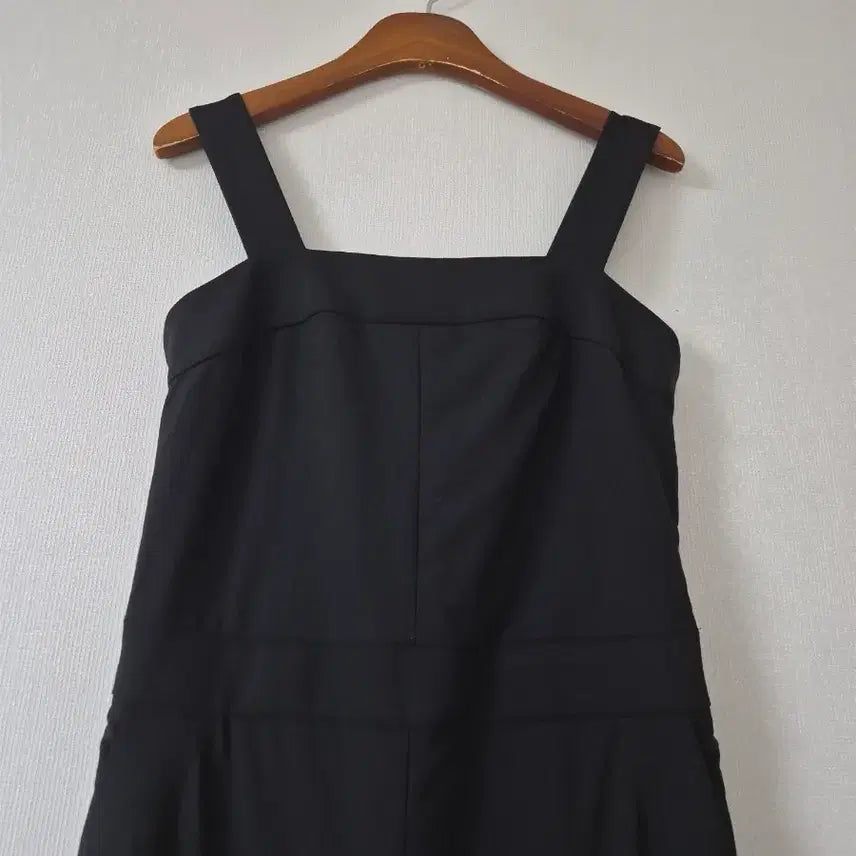 [BUNJANG] Club Monaco Black Wide Leg Jumpsuit / [클럽모나코]블랙 와이드 점프수트