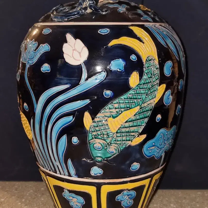 [BUNJANG] Chinese Black Glazed Vase with Fish Motif, H33cm D22cm / 고도자 흑유 법화채 담수 초어문 항 높33 지22 중국도자기 오래된골통품