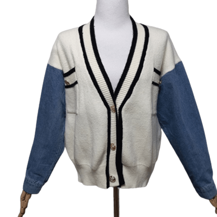 [BUNJANG] Coiniz Denim-Accented Balloon V-Neck Knit Cardigan / 코인코즈 정품 데님배색 벌룬 여성 봄춘추동용 브이넥 니트가디건 프리