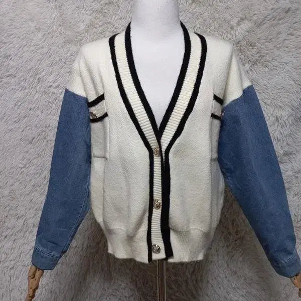 [BUNJANG] Coiniz Denim-Accented Balloon V-Neck Knit Cardigan / 코인코즈 정품 데님배색 벌룬 여성 봄춘추동용 브이넥 니트가디건 프리