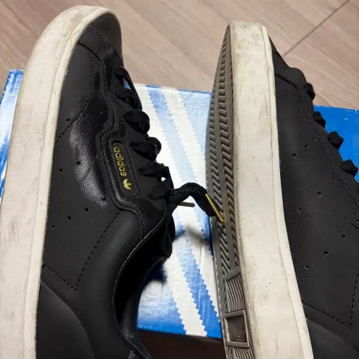 [BUNJANG] Adidas Sleek Black Sneakers / 아디다스 슬릭 블랙 스니커즈