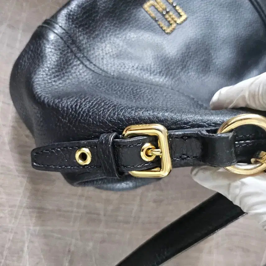[BUNJANG] Daks DD Logo Leather Shoulder Bag / 닥스 블랙 DD로고 가죽 숄더백
